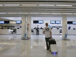 Se observó poca actividad en los mostradores de Mexicana en el Aeropuerto Internacional de la Ciudad de México. EL UNIVERSAL  /