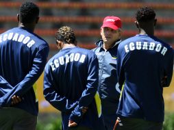 El técnico colombiano Reinaldo Rueda  en el último entrenamiento con sus pupilos en Quito. MEXSPORT  /