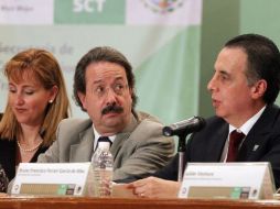 La crisis de Mexicana no tendrá desabasto de servicio aéreo doméstico ni internacional, aseguró Molinar Horcasitas. EL UNIVERSAL  /