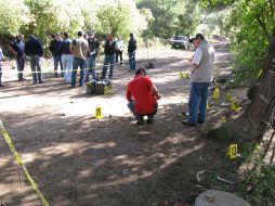 En la escena del crimen fueron localizados 12 casquillos de rifles de asalto tipo AK-47, conocidos como “cuerno de chivo”. M. PATIÑO  /