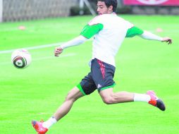 Carlos Vela está concentrado con la Selección para el partido del martes contra Colombia. MEXSPORT  /