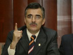 El rector del CUCEA lamenta la dirección que ha tomado el debate entre el gobernador y la UdeG. ARCHIVO  /