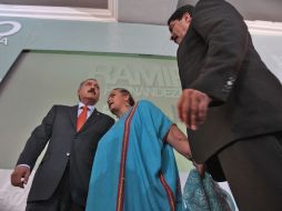 El presidente del Senado, Manlio Fabio Beltrones  y la presidenta del PRI, Beatriz Paredes en Jalisco. S.NUÑEZ  /