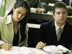 La maestría otorga un título conjunto de dos prestigiadas universidades internacionales. ESPECIAL  /