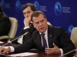De acuerdo con diputados, Dmitry Medvedev no tuvo un buen desempeño en su participación en el Foro Político Mundial. EFE  /