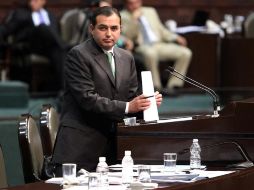 El secretario de Hacienda, Ernesto Cordero, enfatizó que un mayor endeudamiento afectará a las familias mexicanas. EL UNIVERSAL  /