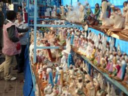 Señalan que los productores del Estado tendrán un año difícil en ventas de artículos navideños. ARCHIVO  /