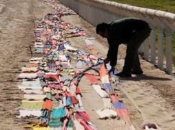 Las bufandas fueron enviadas desde los puntos más remotos de Uruguay. AFP  /