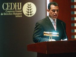 Felipe de Jesús Álvarez Cibrián asegura que existía rezago en cuanto a un ajuste salarial en la CEDHJ. A. CAMACHO  /