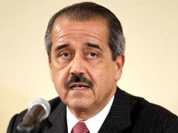 José Ángel Córdova, secretario de Salud, dio a conocer que habrá presentaciones ''minis'' de alimentos en escuelas. EL UNIVERSAL  /