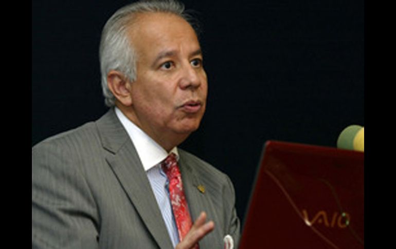 Señalan que el secretario de Finanzas, José Luis de Alba González, se encuentra gestionando recursos con personal de la SHCP. ARCHIVO  /