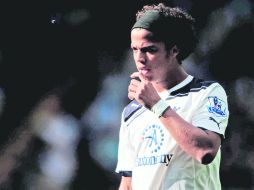 Giovani dos Santos no es del agrado de su dirtector técnico, Harry Redknapp, con los Spurs.  MEXSPORT  /