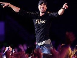Enrique Iglesias será presentado por Gloria Estefan. ESPECIAL  /