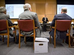 Especialistas de la BP exponen su trabajo del derrame del golfo de México ante el comité de la Academia Nacional de Ingeniería. AP  /