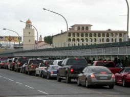 Frontera de Nuevo Laredo, Tamaulipas. Funcionarios estatales radican en EU y cruzan la frontera para trabajar en México. EL UNIVERSAL  /