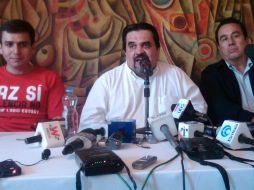 El rector de la UdeG Marco Antonio Cortés Guardado en rueda de prensa tras la megamarcha. R. ZAPATA  /