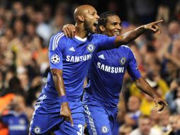 Anelka y Molouda esperan remotar el camino de las victoria con el Chelsea en la próxima jornada de la Premier. REUTERS  /