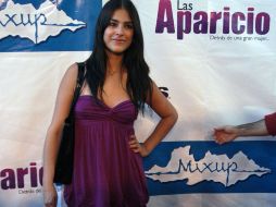 Luego de la alfombra roja, los protagonistas de la serie posaron para las cámaras. En la imagen la tapatía Liz Gallardo. NTX  /
