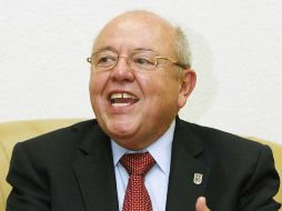 Para Agustín Limón el libro de texto gratuito será por varias generaciones un instrumento clave en la educación. E. BARRERA  /