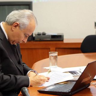 El secretario de Finanzas se va y deja conflictos irresueltos