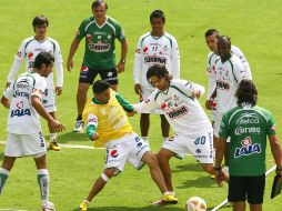 Santos entrena con miras a su encuentro del fin de semana ante Morelia. MEXSPORT  /