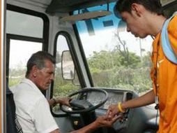 Según una encuesta aplicada por la unidad de transporte universitario, el 79% de los estudiantes utilizan camión. ARCHIVO  /