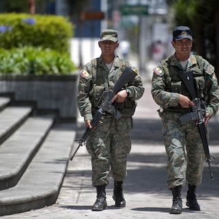 Ordena jueza prisión para ex jefe escolta de Asamblea de Ecuador