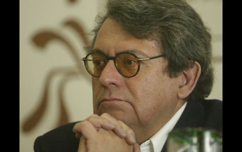 Susana González de la Garza, viuda del escritor, hizo un breve recorrido por la vida y obra de su esposo.  RAÚL TORRES LUGO.  /