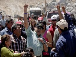 El minero rescatado, Omar Reygadas al final de una misa en la mina San José, Chile. AP  /