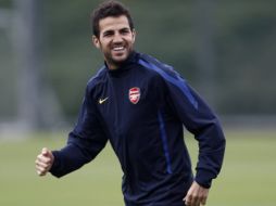 El jugador español Cesc Fábregas regresa al entrenamiento con el Arsenal. REUTERS  /