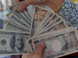 El bono está valuado en 150 mil millones de yenes (unos mil 800 millones de dólares). AFP  /