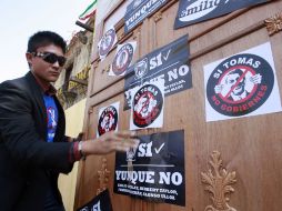 Aspecto de la clausura simbólica de Palacio de Gobierno por integrantes del movimiento “Brigada Manuel Gómez Morín”. A. GARCÍA  /
