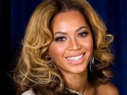 La cantante y el rapero Jay-Z  llevan dos años de relación. AP  /