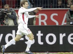 Andreas Ivanschitz anotó el gol del triunfo a los dos minutos de haber entrado en acción.  /