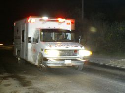 En la avenida Antonio en Saltillo quedaron tres personas gravemente heridas, dos fallecieron en el traslado al hospital. ARCHIVO  /