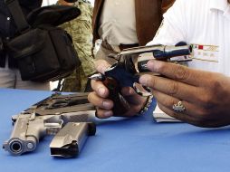 La banda juvenil transportaba armas, fusiles, cartuchos, entre otros. NTX  /