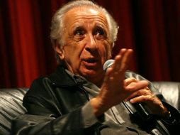 El galardón le será entregado el próximo jueves 4 de noviembre en el Salón de Sorteos de la Lotería Nacional. ARCHIVO  /