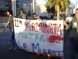 Un grupo de personas protesta en contra de la violencia, en Ciudad Juárez. EFE  /