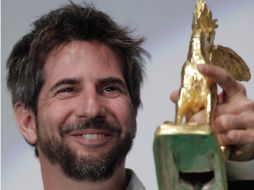 Nir Bergman agradeció al Festival por haberle otorgado el gran reconocimiento. AP  /
