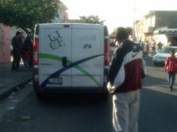 Personal del Semefo retiró el cuerpo del hombre para trasladarlo a sus instalaciones y determinar la causa de muerte. O. RUVALCABA  /