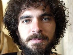 El director de cine acudió al homenaje acompañado de su hija. ESPECIAL  /