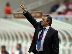 El entrenador del Monarcas aseguró que abandonará al conjunto del Morelia al finalizar el Apertura 2010. MEXSPORT  /