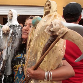 La muerte que siempre está viva