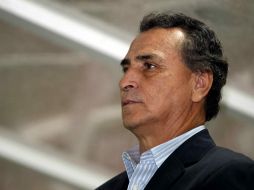 José Luis Real recriminó a la afición de Chivas por no apoyarlos. MEXPORT  /