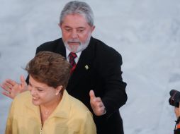 El presidente brasileño, Luiz Inácio Lula da Silva, y la mandataria electa, Dilma Rousseff, en el Palacio presidencial de Planalto. EFE  /