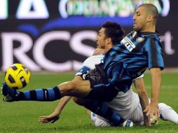 El jugador argentino Walter Samuel se lesionó en el duelo frente a Brescia. EFE  /