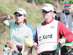 El equipo de Candie Kung (izq.) ganó el Pro-Am con score de 55 golpes, 17 abajo del par de campo. GETTY IMAGES  /