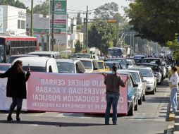 Asegura UdeG que fueron 112 los cruceros de la Zona Metropolitana de Guadalajara,  que esta mañana fueron bloqueados. E. BARRERA  /
