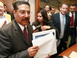 El titular del SIAPA, José Luis Hernández Amaya, mostró a periodistas del D.F. los rezagos de ZMG en infraestructura hídrica. ARCHIVO  /