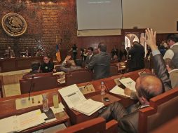 Después de su aprobación en comisiones, las propuestas de reformas deberán ser aprobadas por el pleno del Congreso. S. NÚÑEZ  /